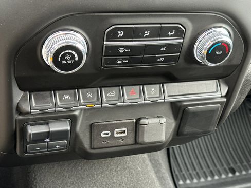 Used 2024 GMC Sierra 1500 Pro w/ Graphite Edition image 19