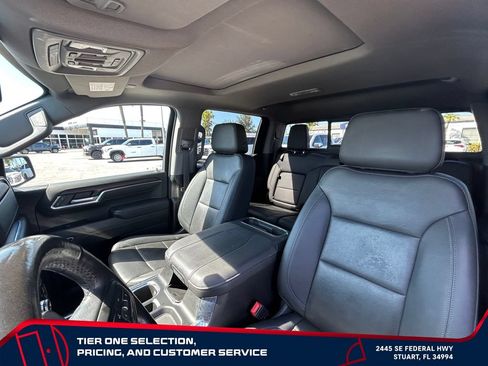 Used 2023 GMC Sierra 1500 SLT w/ SLT Premium Plus Package AWD/4WD image 10