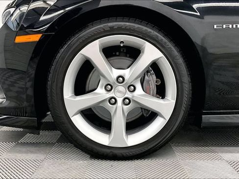 Used 2015 Chevrolet Camaro SS RWD image 10
