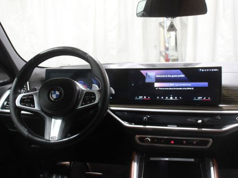 Used 2024 BMW X6 xDrive40i w/ Executive Package AWD/4WD image 3