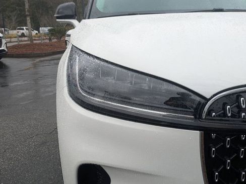 New 2026 Lincoln Aviator 2WD image 9