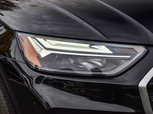 Used 2022 Audi Q5 2.0T Premium w/ Convenience Package image 8