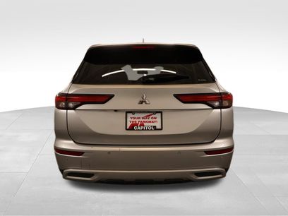 Used 2024 Mitsubishi Outlander SE