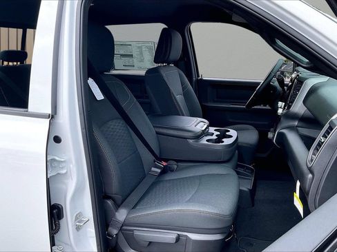 New 2026 RAM 2500 Tradesman AWD/4WD image 23