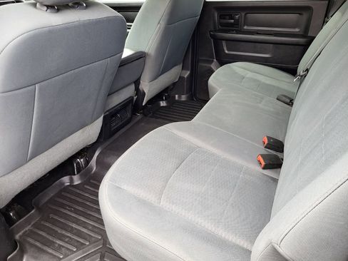 Used 2014 RAM 1500 Express AWD/4WD image 32