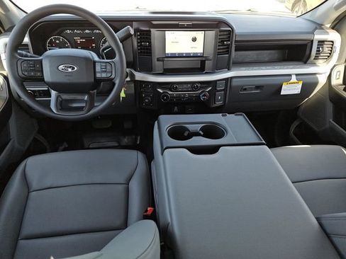 New 2026 Ford F250 XL w/ XL Chrome Package image 6