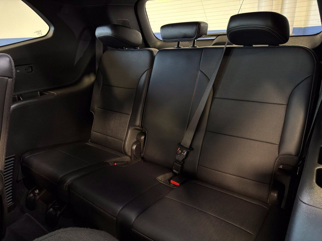Used 2026 Buick Enclave Preferred AWD/4WD image 24