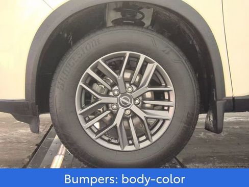 Used 2023 Nissan Rogue S image 7