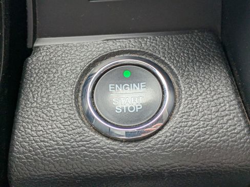 Certified 2021 Ford F350 Platinum image 34