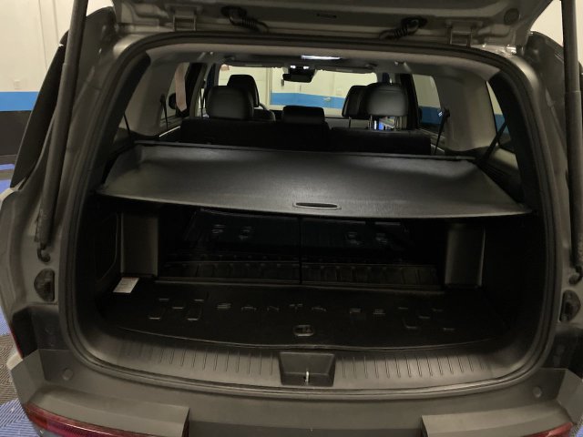 Used 2025 Hyundai Santa Fe Limited AWD/4WD image 25