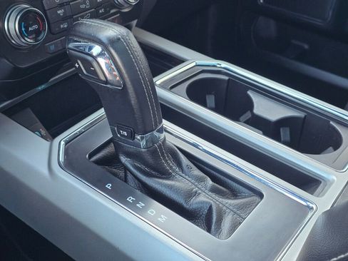 Used 2017 Ford F150 Lariat w/ Equipment Group 502A Luxury image 40