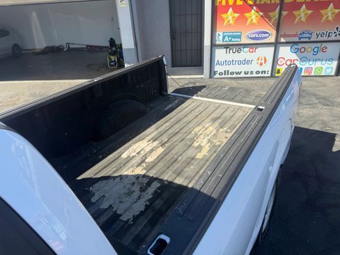 Used 2017 Ford F150 XL w/ Equipment Group 101A Mid RWD image 10
