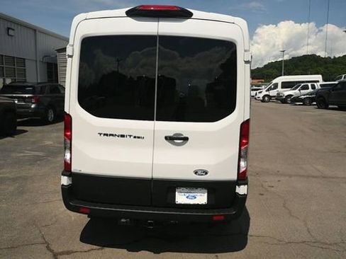 New 2026 Ford Transit 250 148 Medium Roof RWD image 11