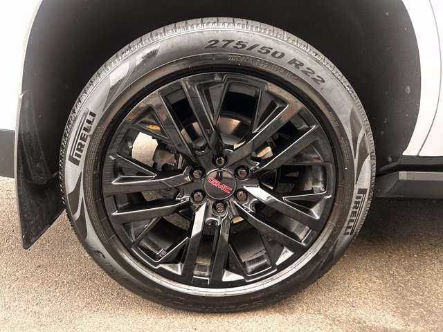 Used 2021 GMC Yukon Denali w/ Denali Premium Package AWD/4WD image 39