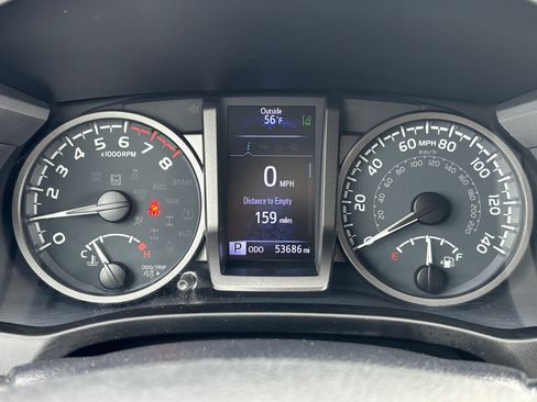 Used 2020 Toyota Tacoma TRD Sport image 19