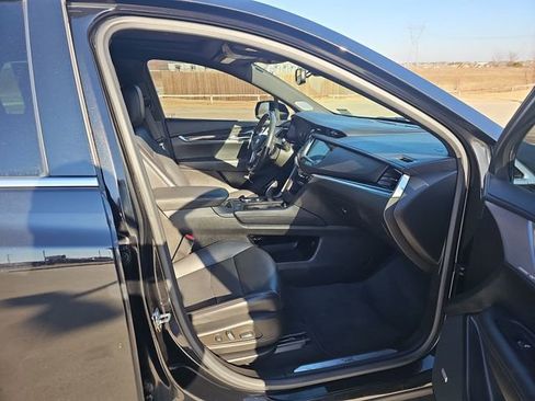 Used 2023 Cadillac XT5 Premium Luxury image 29
