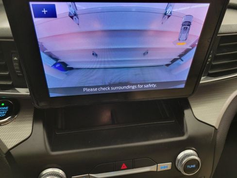 Used 2020 Ford Explorer XLT w/ Equipment Group 202A image 14