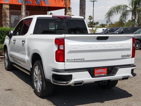 Used 2024 Chevrolet Silverado 1500 High Country w/ Technology Package image 6