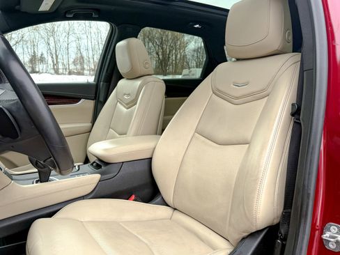 Used 2018 Cadillac XT5 Luxury w/ Driver Awareness Package image 13