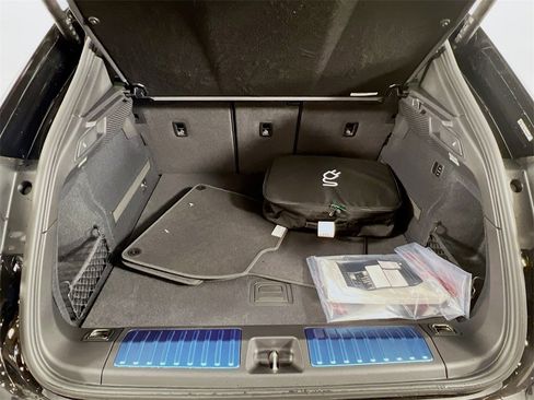 New 2025 Porsche Macan 4 Electric image 28