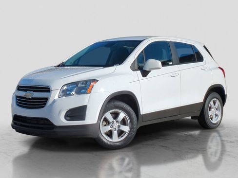 Used 2016 Chevrolet Trax LS image 1
