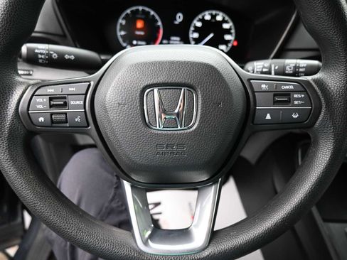 Used 2025 Honda CR-V EX image 6