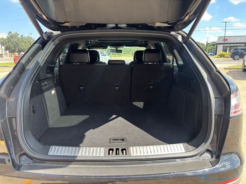 Used 2020 Lincoln Nautilus Reserve w/ Equipment Group 202A image 7