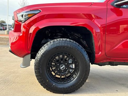 Used 2026 Toyota Tacoma SR AWD/4WD image 5
