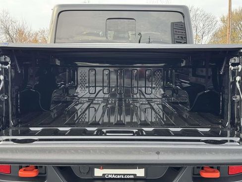 New 2026 Jeep Gladiator Mojave AWD/4WD image 18