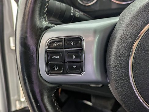 Used 2017 Jeep Wrangler Unlimited Rubicon image 17