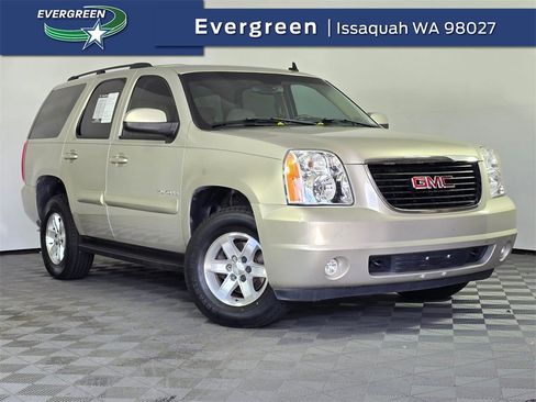 Used 2008 GMC Yukon SLE w/ Exterior Appearance Package image 1