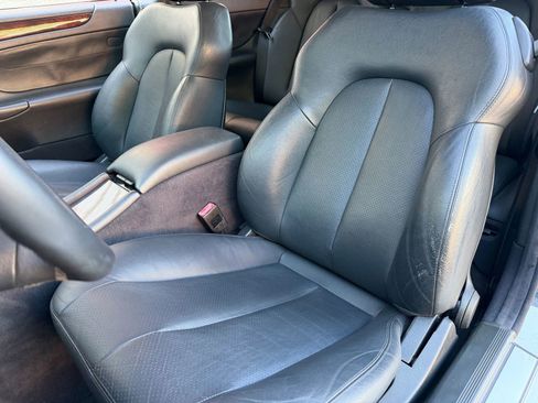 Used 2000 Mercedes-Benz CLK 320 Cabriolet image 43