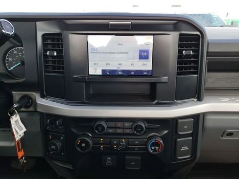 New 2026 Ford F250 XL w/ XL Chrome Package image 18