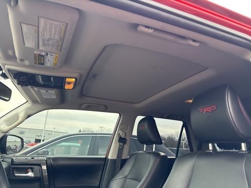 Used 2017 Toyota 4Runner TRD Off-Road Premium image 29