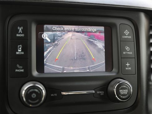 Used 2019 RAM 1500 Big Horn image 26