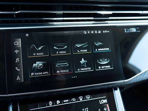 Used 2022 Audi Q8 Prestige w/ Prestige Package AWD/4WD image 22
