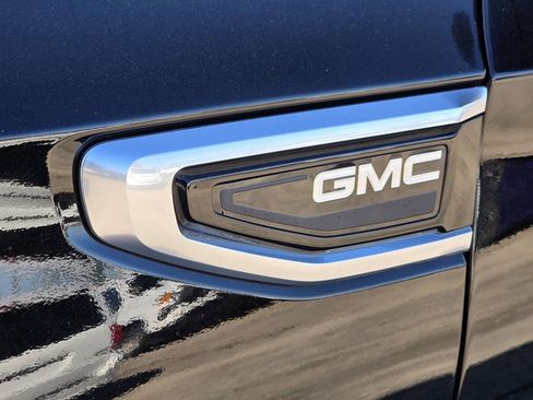 Used 2021 GMC Yukon Denali w/ Denali Premium Package image 50