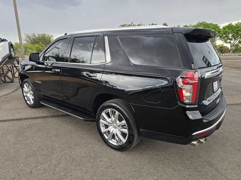 Used 2023 Chevrolet Tahoe High Country AWD/4WD image 3