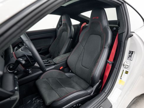 Used 2025 Porsche 911 Carrera 4 GTS AWD/4WD image 5