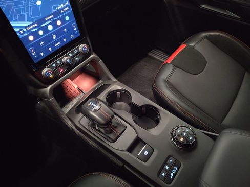 Used 2024 Ford Ranger Raptor image 17