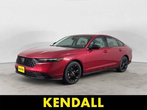 Certified 2025 Honda Accord SE image 1