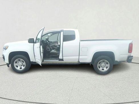 Used 2022 Chevrolet Colorado W/T w/ WT Convenience Package RWD image 11