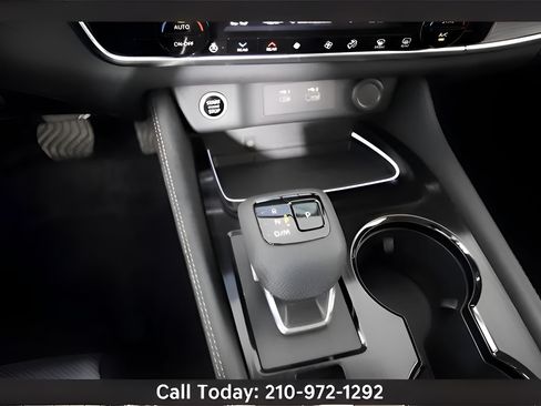 Used 2021 Nissan Rogue Platinum AWD/4WD image 22