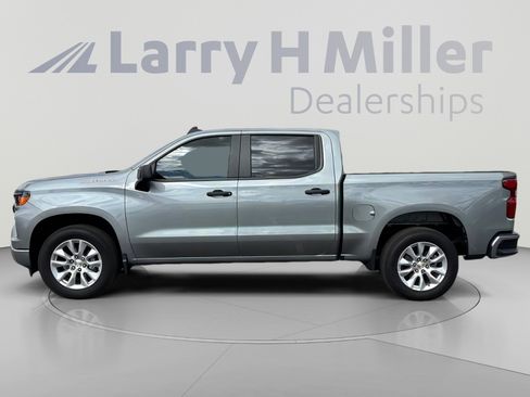 Used 2026 Chevrolet Silverado 1500 Custom RWD image 3
