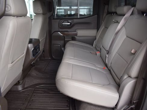 Used 2019 GMC Sierra 1500 SLT w/ SLT Premium Plus Package AWD/4WD image 15