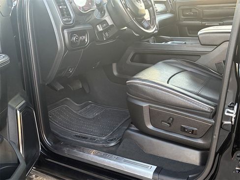 Used 2022 RAM 2500 Limited image 20