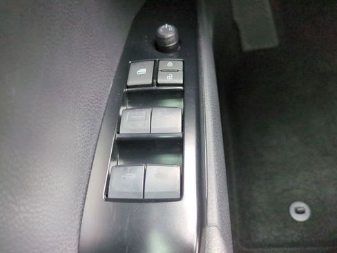 Used 2026 Toyota Camry LE w/ Convenience Package FWD image 22