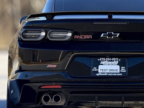 Used 2019 Chevrolet Camaro SS image 15