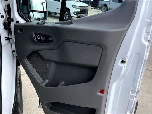 Used 2024 Ford Transit 350 XLT RWD image 21