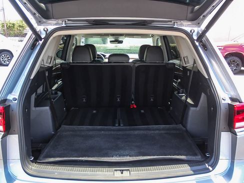 Used 2024 Volkswagen Atlas SE FWD image 35